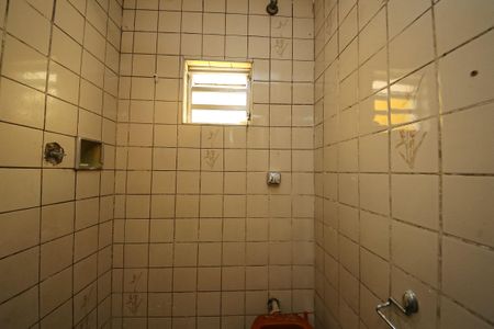 Casa para alugar com 40m², 1 quarto e sem vaga Casa para alugar com 40m², 1 quarto e sem vagaBanheiro social