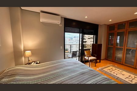 Apartamento à venda com 200m², 4 quartos e 3 vagas