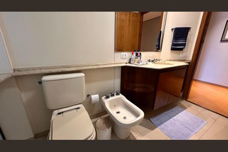 Apartamento à venda com 200m², 4 quartos e 3 vagas
