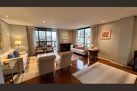 Apartamento à venda com 200m², 4 quartos e 3 vagas