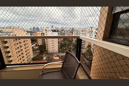 Apartamento à venda com 200m², 4 quartos e 3 vagas