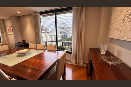 Apartamento à venda com 200m², 4 quartos e 3 vagas