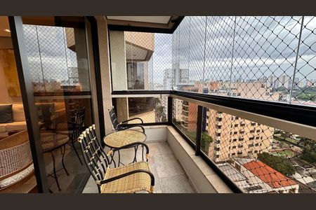 Apartamento à venda com 200m², 4 quartos e 3 vagas