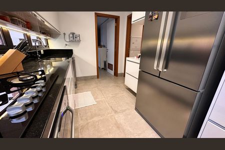 Apartamento à venda com 200m², 4 quartos e 3 vagas