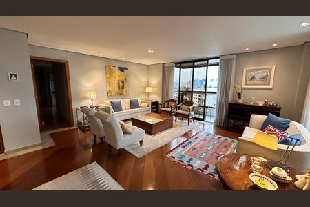 Apartamento à venda com 200m², 4 quartos e 3 vagas