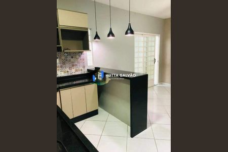 Casa à venda com 3 quartos, 140m² em Nucleo Residencial Vila Vitoria, Campinas