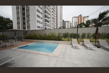 Apartamento à venda com 165m², 3 quartos e 3 vagasÁrea comum - Piscina