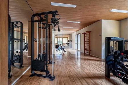 Apartamento à venda com 165m², 3 quartos e 3 vagas Apartamento à venda com 165m², 3 quartos e 3 vagasÁrea comum - Academia