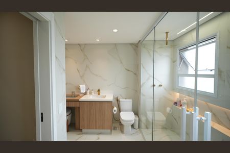 Apartamento à venda com 165m², 3 quartos e 3 vagasBanheiro da Suíte 1