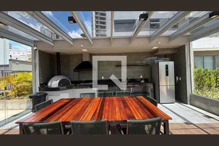 Apartamento à venda com 165m², 3 quartos e 3 vagas Apartamento à venda com 165m², 3 quartos e 3 vagasÁrea comum - Churrasqueira