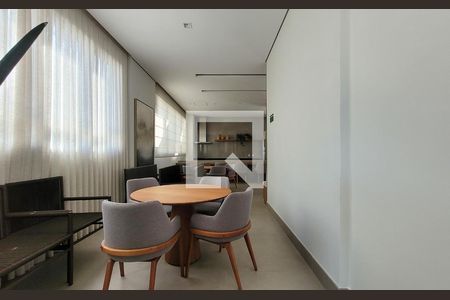Apartamento à venda com 165m², 3 quartos e 3 vagas Apartamento à venda com 165m², 3 quartos e 3 vagasÁrea comum - Salão de festas