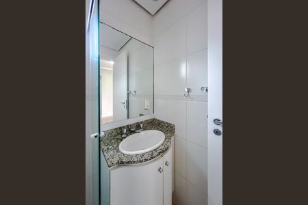 Apartamento para alugar com 58m², 2 quartos e 1 vaga Apartamento para alugar com 58m², 2 quartos e 1 vagaBanheiro da Suíte