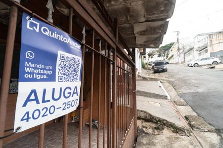 Casa para alugar com 60m², 2 quartos e 1 vaga Casa para alugar com 60m², 2 quartos e 1 vagaPlaquinha