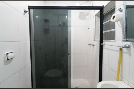 Casa para alugar com 60m², 2 quartos e 1 vaga Casa para alugar com 60m², 2 quartos e 1 vagaBanheiro