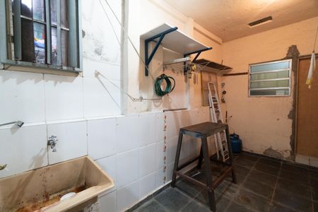 Casa para alugar com 60m², 2 quartos e 1 vaga Casa para alugar com 60m², 2 quartos e 1 vagaLavanderia