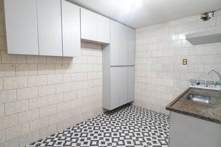 Casa para alugar com 60m², 2 quartos e 1 vaga Casa para alugar com 60m², 2 quartos e 1 vagaCozinha