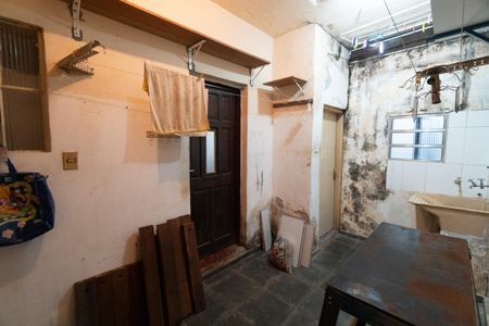 Casa para alugar com 60m², 2 quartos e 1 vaga Casa para alugar com 60m², 2 quartos e 1 vagaLavanderia