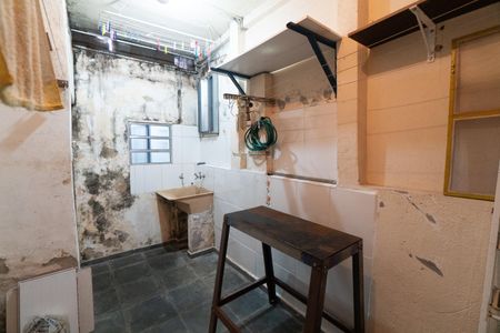 Casa para alugar com 60m², 2 quartos e 1 vaga Casa para alugar com 60m², 2 quartos e 1 vagaLavanderia