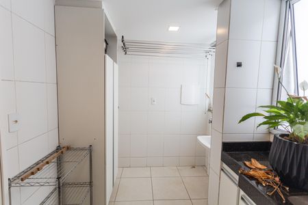 Apartamento à venda com 78m², 3 quartos e 2 vagas Apartamento à venda com 78m², 3 quartos e 2 vagasCozinha/Área de Serviço