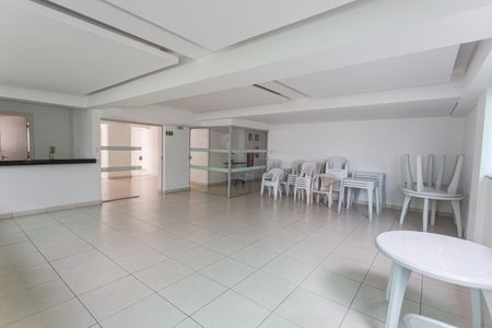 Apartamento à venda com 78m², 3 quartos e 2 vagas Apartamento à venda com 78m², 3 quartos e 2 vagasÁrea Comum - Salão de Festas
