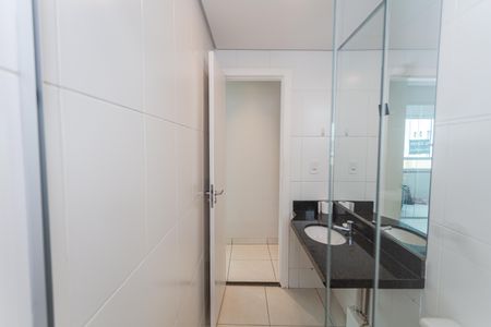 Apartamento à venda com 78m², 3 quartos e 2 vagas Apartamento à venda com 78m², 3 quartos e 2 vagasBanheiro Social