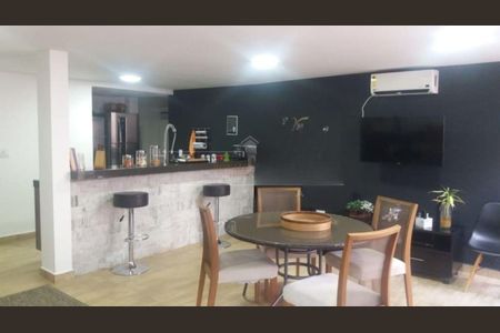 Casa à venda com 4 quartos, 291m² em Jardim Sao Nicolau, São Paulo