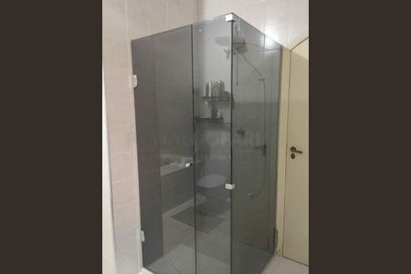 Casa à venda com 4 quartos, 180m² em Jardim Colonial, São Paulo