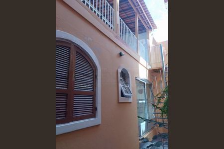 Casa à venda com 180m², 4 quartos e 2 vagas