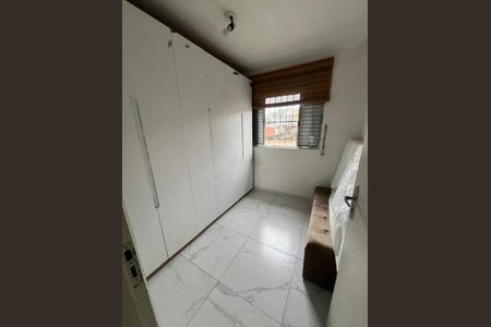 Casa à venda com 4 quartos, 150m² em Jardim Itatiaia, São Paulo