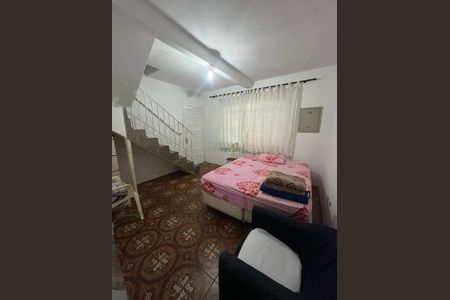 Casa à venda com 4 quartos, 150m² em Jardim Itatiaia, São Paulo