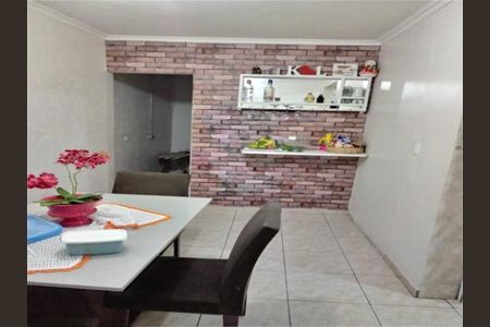 Casa à venda com 3 quartos, 80m² em Jardim Ana Lucia, São Paulo