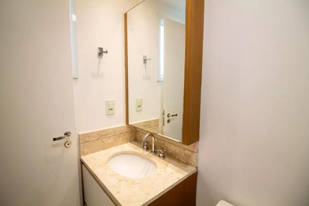 Apartamento à venda com 66m², 1 quarto e 1 vaga
