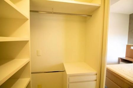 Apartamento à venda com 66m², 1 quarto e 1 vaga
