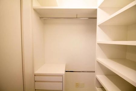 Apartamento à venda com 66m², 1 quarto e 1 vaga