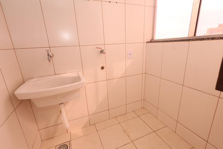 Área de Serviço de apartamento para alugar com 2 quartos, 52m² em Vila Rosa, Goiânia