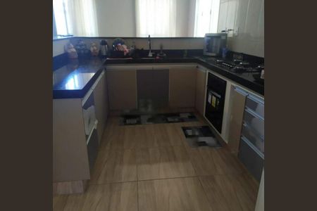 Casa à venda com 149m², 3 quartos e 2 vagas