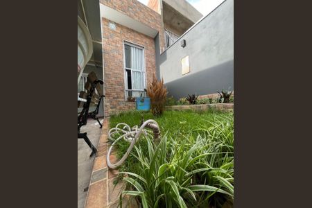Casa à venda com 149m², 3 quartos e 2 vagas