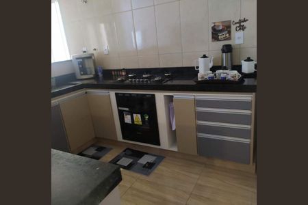 Casa à venda com 149m², 3 quartos e 2 vagas