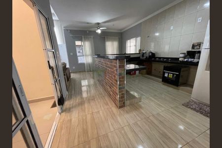 Casa à venda com 149m², 3 quartos e 2 vagas