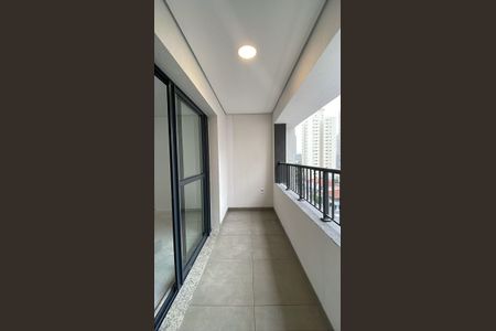 Apartamento à venda com 28m², 1 quarto e sem vaga Apartamento à venda com 28m², 1 quarto e sem vagaVaranda