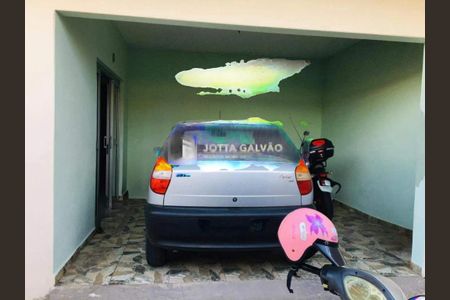 Casa à venda com 200m², 4 quartos e 2 vagas