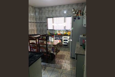 Casa à venda com 200m², 4 quartos e 2 vagas