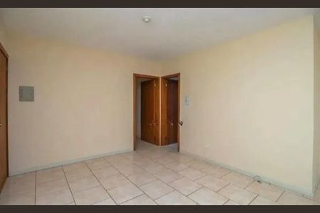 Sala de apartamento para alugar com 3 quartos, 70m² em Rio Branco, Porto Alegre