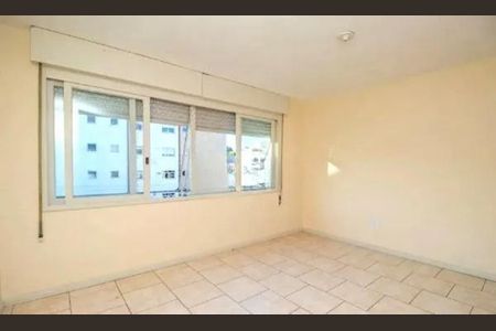 Sala de apartamento para alugar com 3 quartos, 70m² em Rio Branco, Porto Alegre