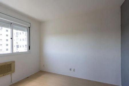 Quarto 1 de apartamento para alugar com 2 quartos, 49m² em Cristal, Porto Alegre