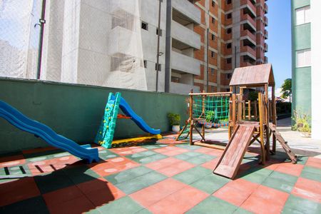 Apartamento para alugar com 86m², 3 quartos e 1 vaga Apartamento para alugar com 86m², 3 quartos e 1 vagaÁrea comum - Playground
