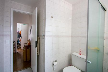 Apartamento para alugar com 86m², 3 quartos e 1 vaga Apartamento para alugar com 86m², 3 quartos e 1 vagaBanheiro social