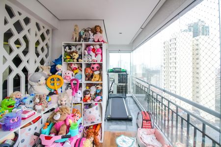 Apartamento à venda com 155m², 3 quartos e 3 vagas Apartamento à venda com 155m², 3 quartos e 3 vagasSala - Varanda