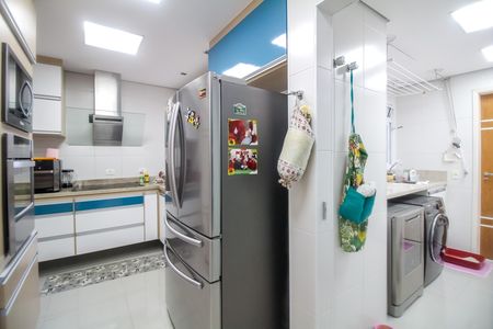 Apartamento à venda com 155m², 3 quartos e 3 vagas Apartamento à venda com 155m², 3 quartos e 3 vagasCozinha