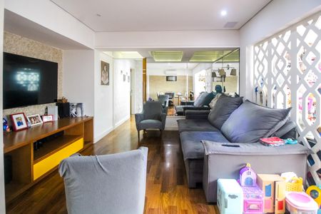 Apartamento à venda com 155m², 3 quartos e 3 vagas Apartamento à venda com 155m², 3 quartos e 3 vagasSala